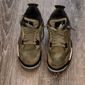 Jordan Retro IV CRAFT Olive and Black